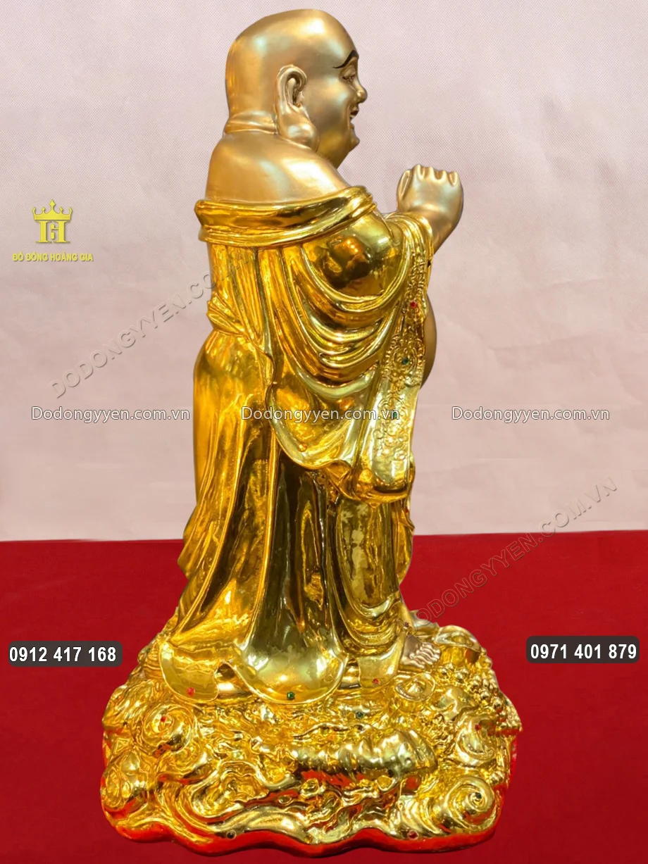 H&igrave;nh ảnh nh&igrave;n nghi&ecirc;ng của bức tượng Phật